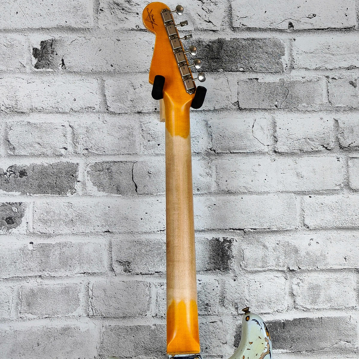 Fender Custom Shop '61 Strat Heavy Relic, Rosewood Fingerboard, Super Faded Aged Sonic Blue over 3-Color Sunburst