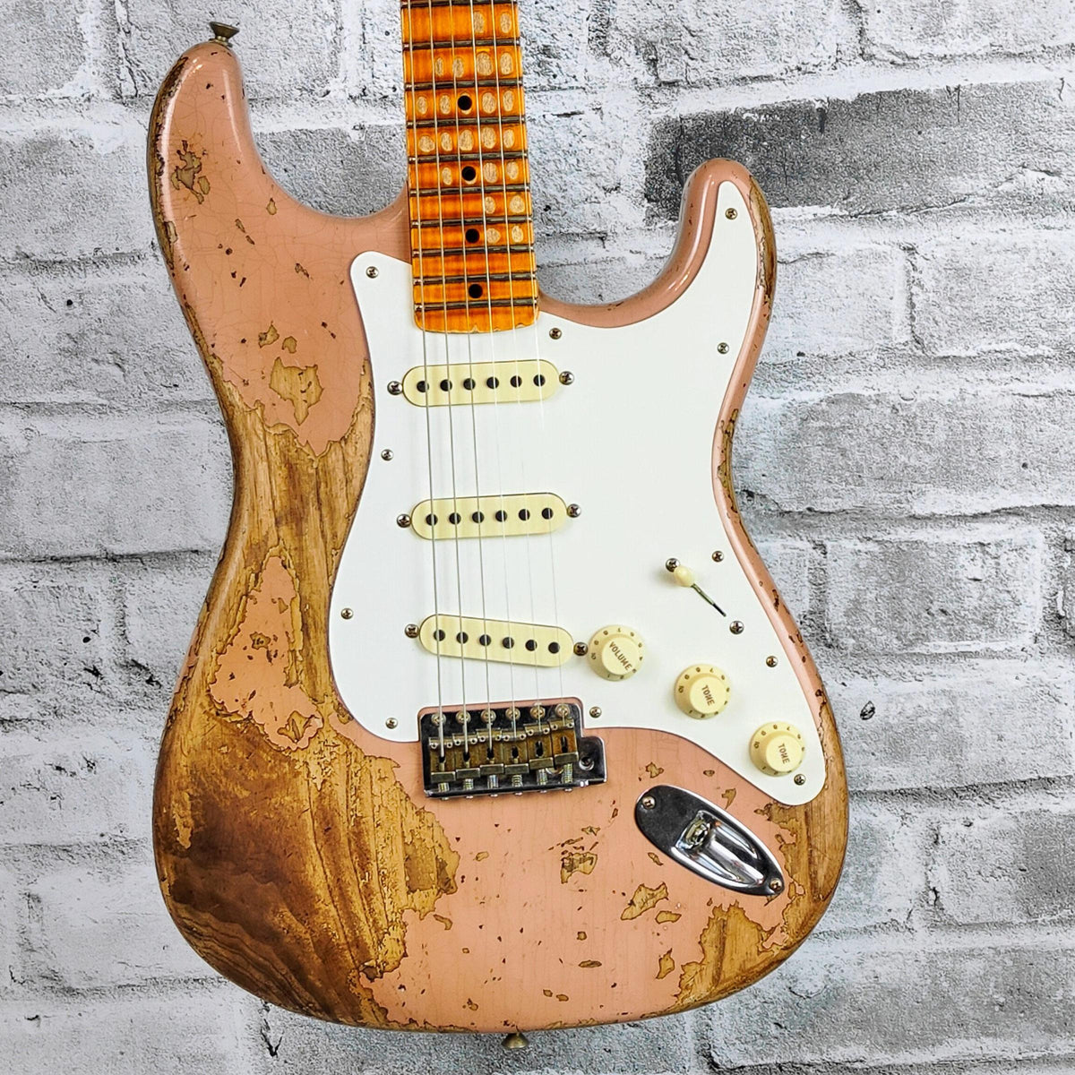 Fender Custom Shop Limited Edition Red Hot Stratocaster Super Heavy Relic, Dirty Shell Pink