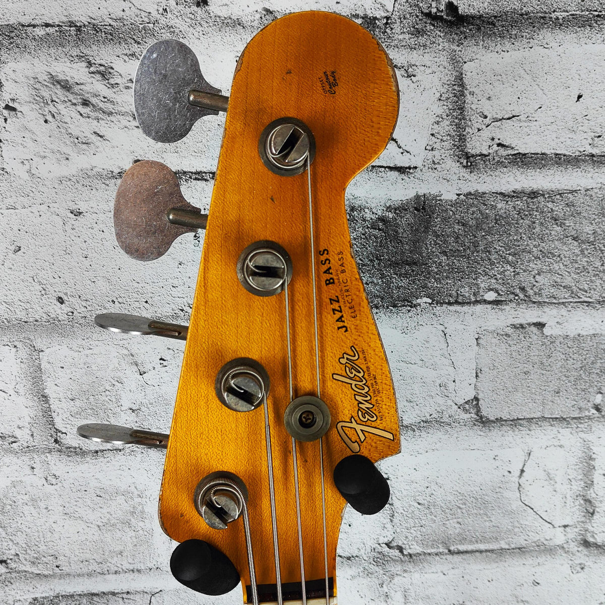 Fender Custom Shop Limited Edition Custom Jazz Bass Heavy Relic, Round-Lam Rosewood Fingerboard, Faded Aged 3-Color Sunburst