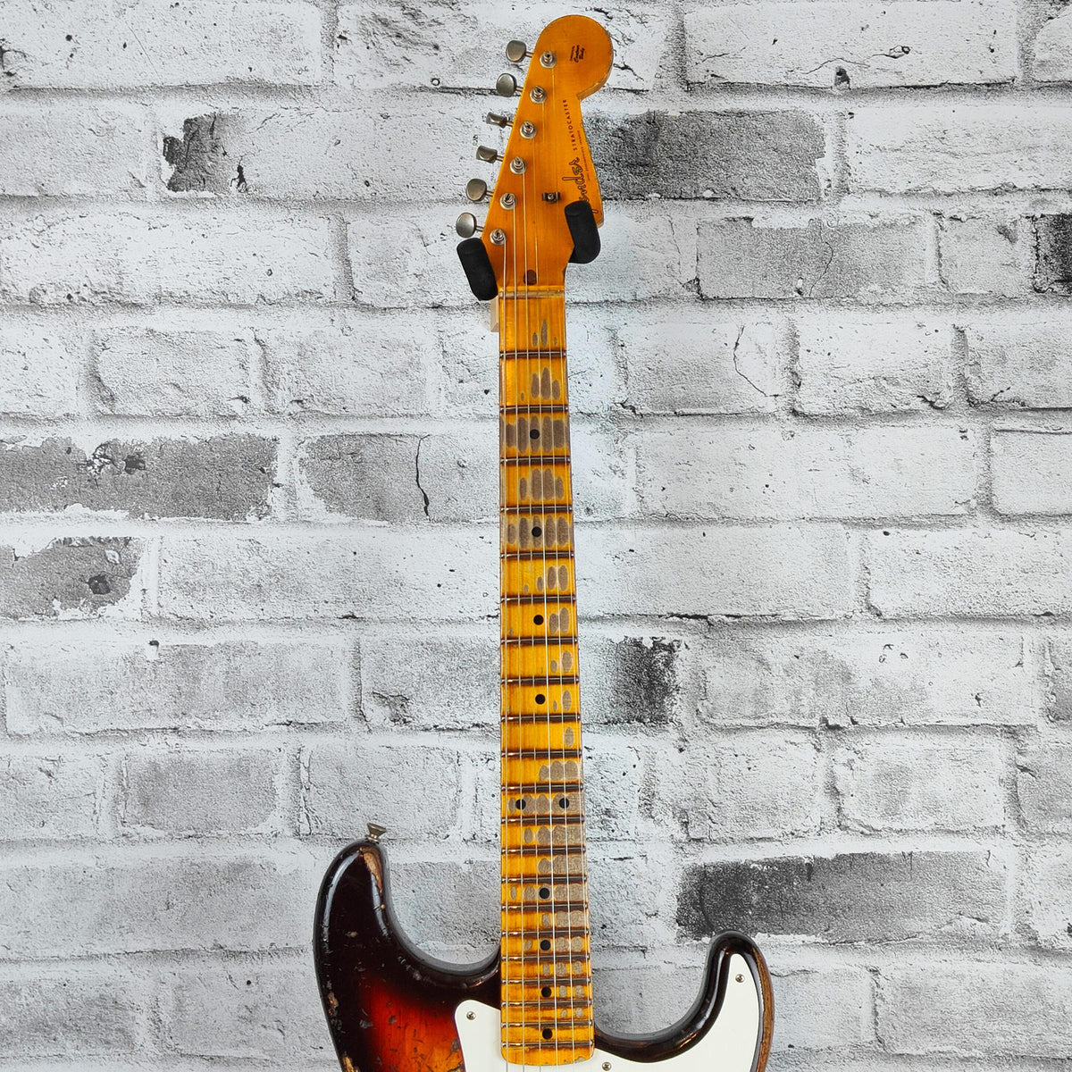 Fender Custom Shop Limited Edition Red Hot Stratocaster Super Heavy Relic, Faded Chocolate 3 Tone Sunburst