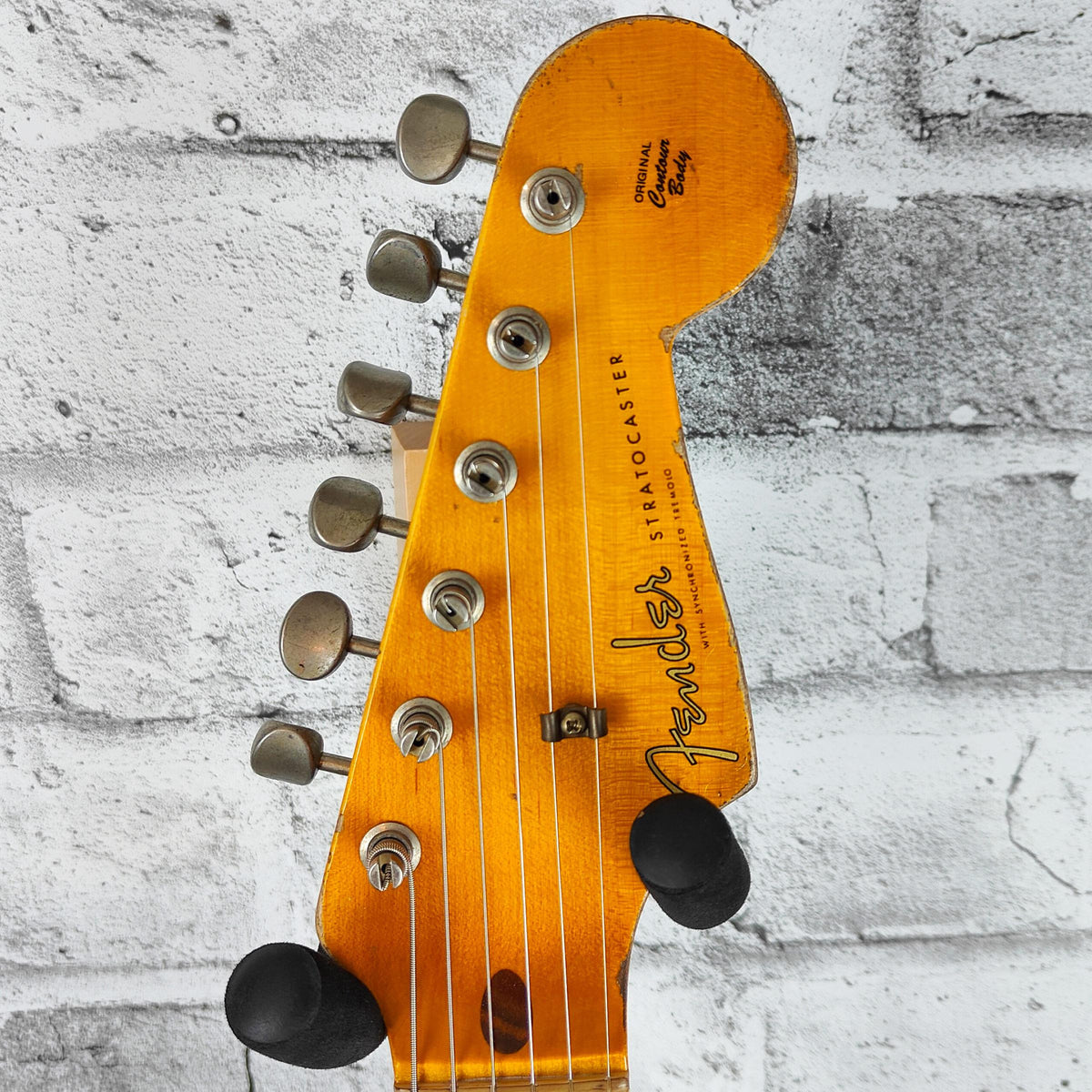 Fender Custom Shop Limited Edition Red Hot Stratocaster Super Heavy Relic, Faded Chocolate 3 Tone Sunburst