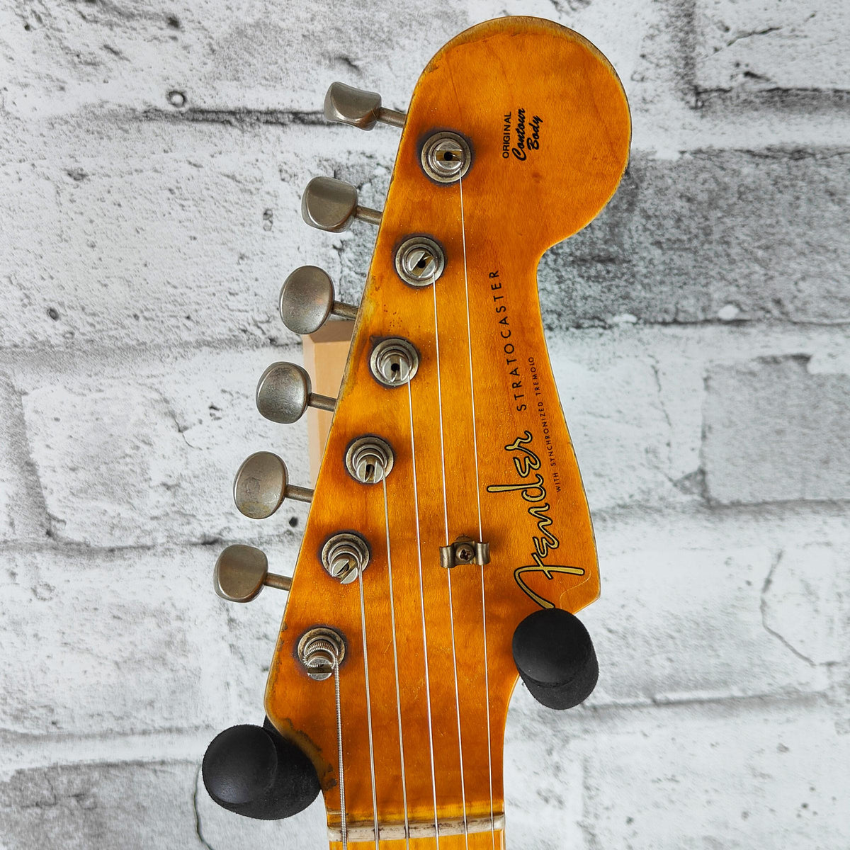 Fender Custom Shop Limited Edition Red Hot Strat Super Heavy Relic, Maple Fingerboard, Faded Aged Chocolate 3-Color Sunburst