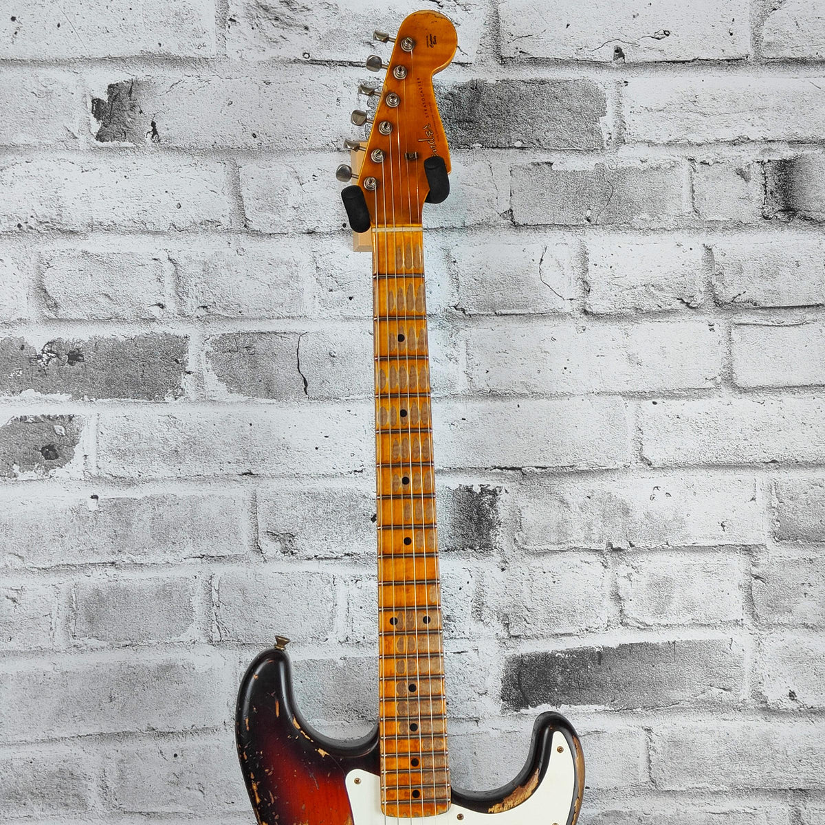 Fender Custom Shop Limited Edition Red Hot Strat Super Heavy Relic, Maple Fingerboard, Faded Aged Chocolate 3-Color Sunburst