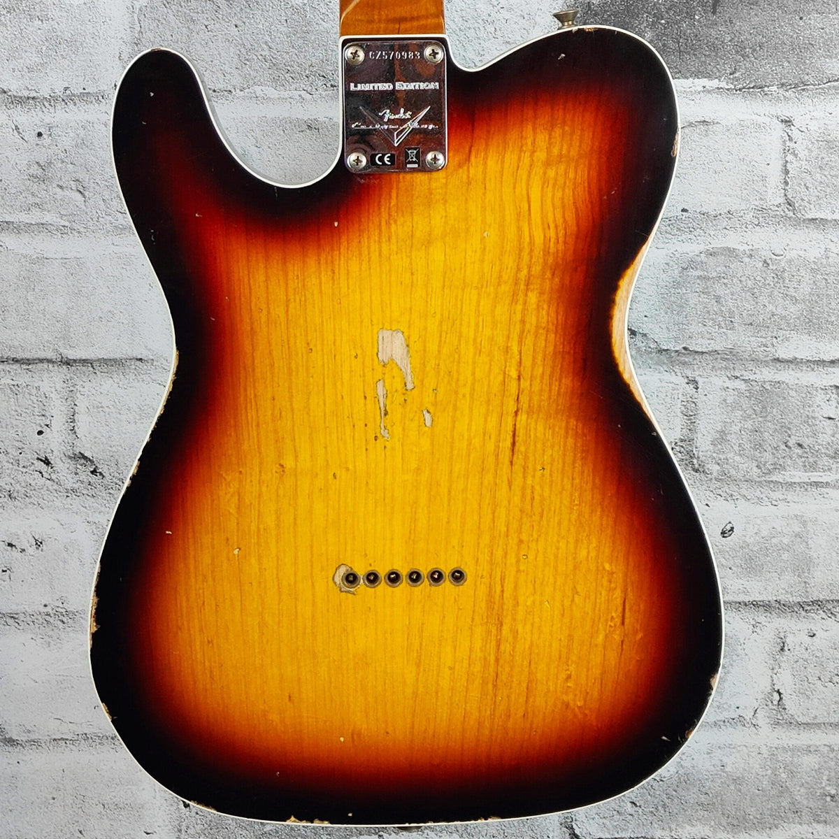 Fender Custom Shop Limited Edition HS Telecaster Custom Relic, Rosewood Fingerboard, 3-Colour Sunburst