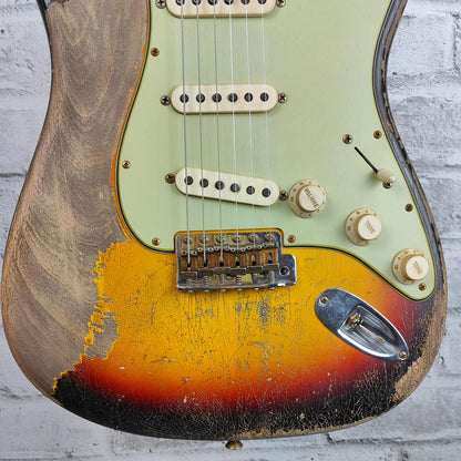 Fender Custom Shop '60 Stratocaster Ultimate Relic, Master Built by Greg Fessler, 3-Color Sunburst