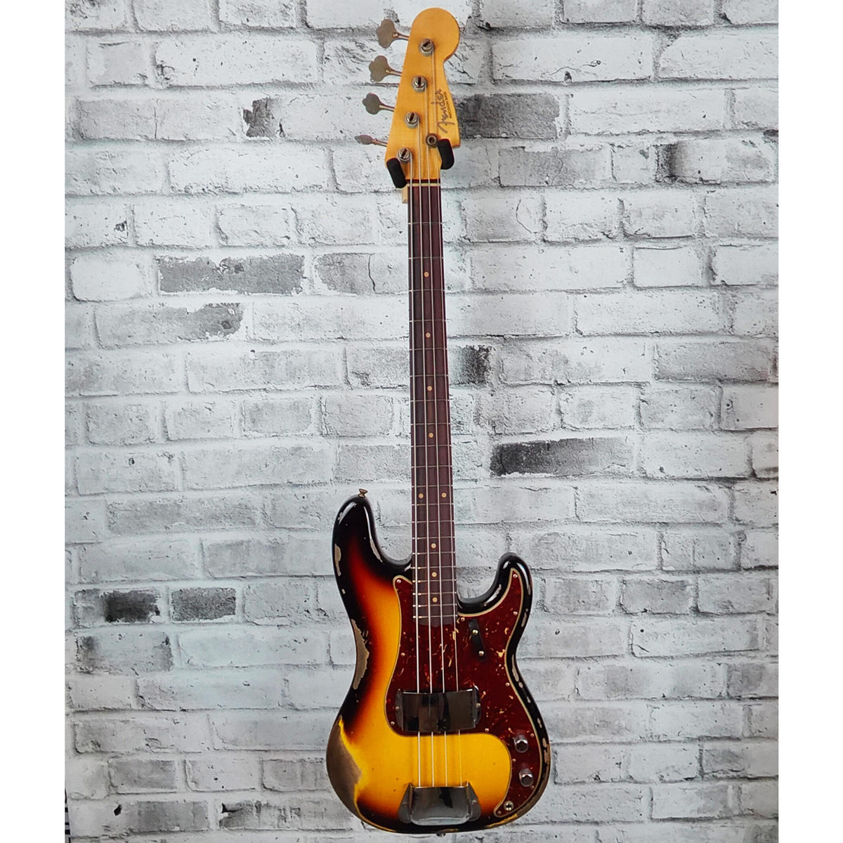 Fender Custom Shop Limited Edition '63 Precision Bass Heavy Relic, Faded Aged 3-Color Sunburst
