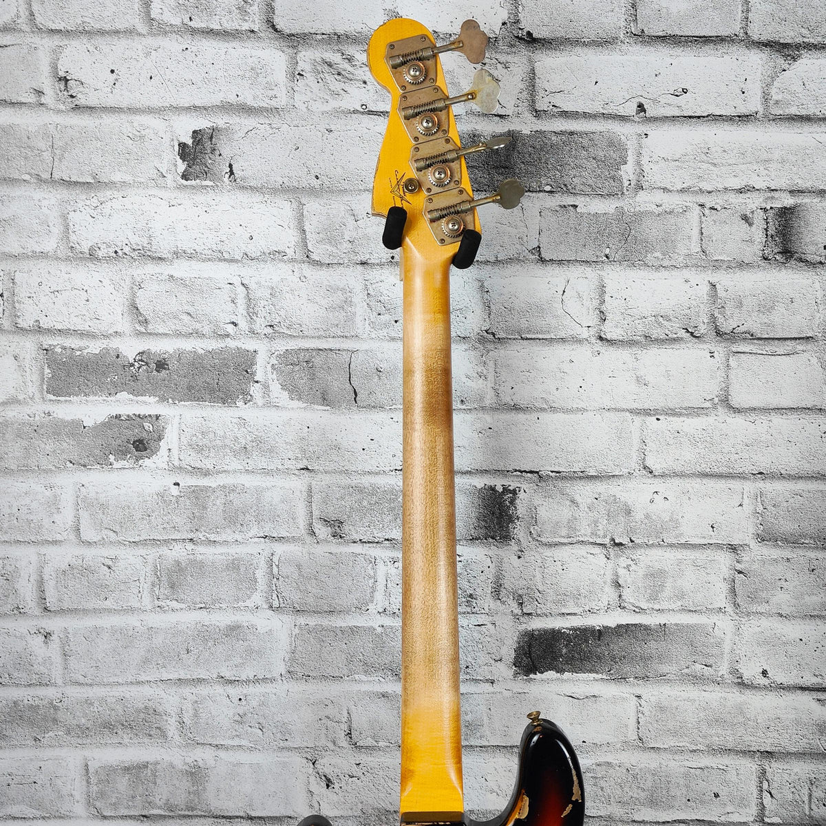 Fender Custom Shop Limited Edition '63 Precision Bass Heavy Relic, Faded Aged 3-Color Sunburst