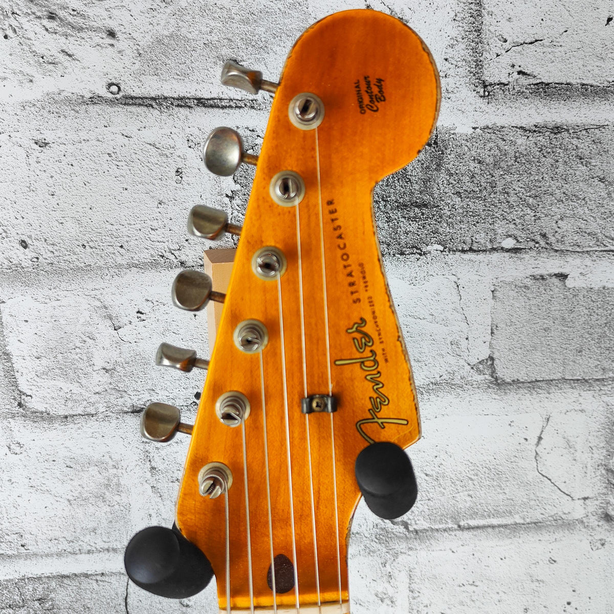 Fender Custom Shop 1957 Stratocaster Heavy Relic, 1-Piece Rift Sawn Maple Neck Fingerboard, Aged Fiesta Red