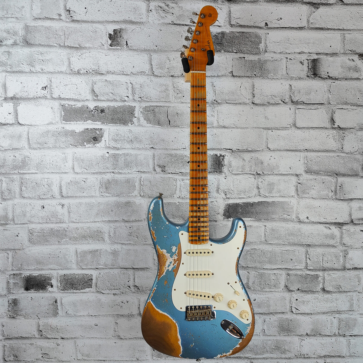 Fender Custom Shop Limited Edition Red Hot Strat Super Heavy Relic, Maple Fingerboard, Super Faded Aged Lake Placid Blue