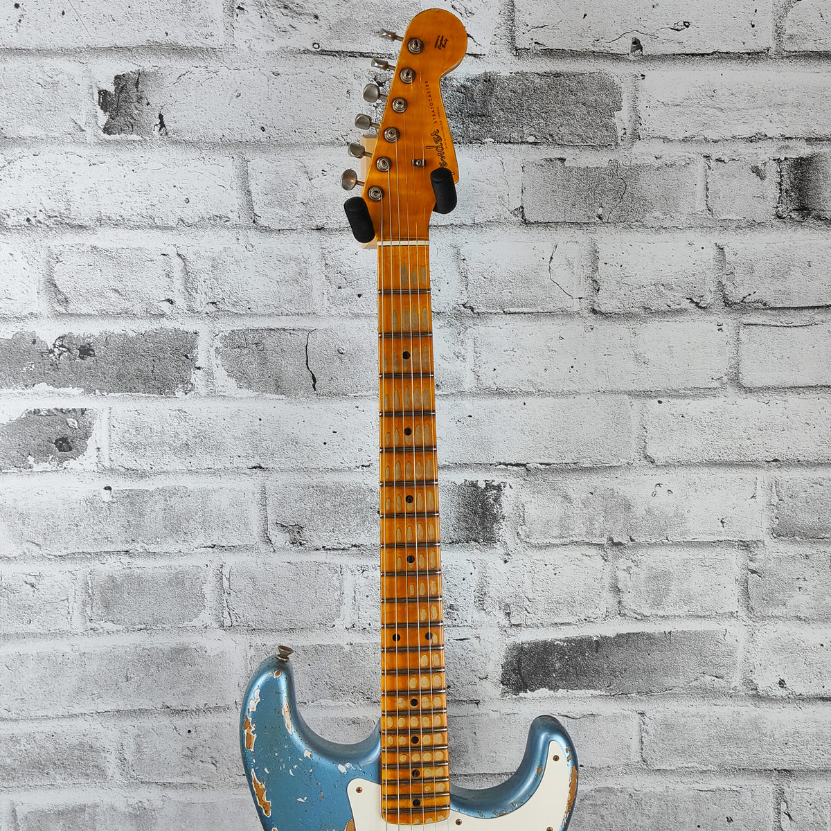 Fender Custom Shop Limited Edition Red Hot Strat Super Heavy Relic, Maple Fingerboard, Super Faded Aged Lake Placid Blue