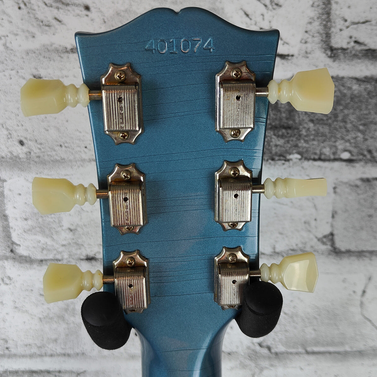 Gibson Custom Shop Murphy Labs 1964 SG Standard With Maestro Vibrola – Pelham Blue Ultra Light Aged