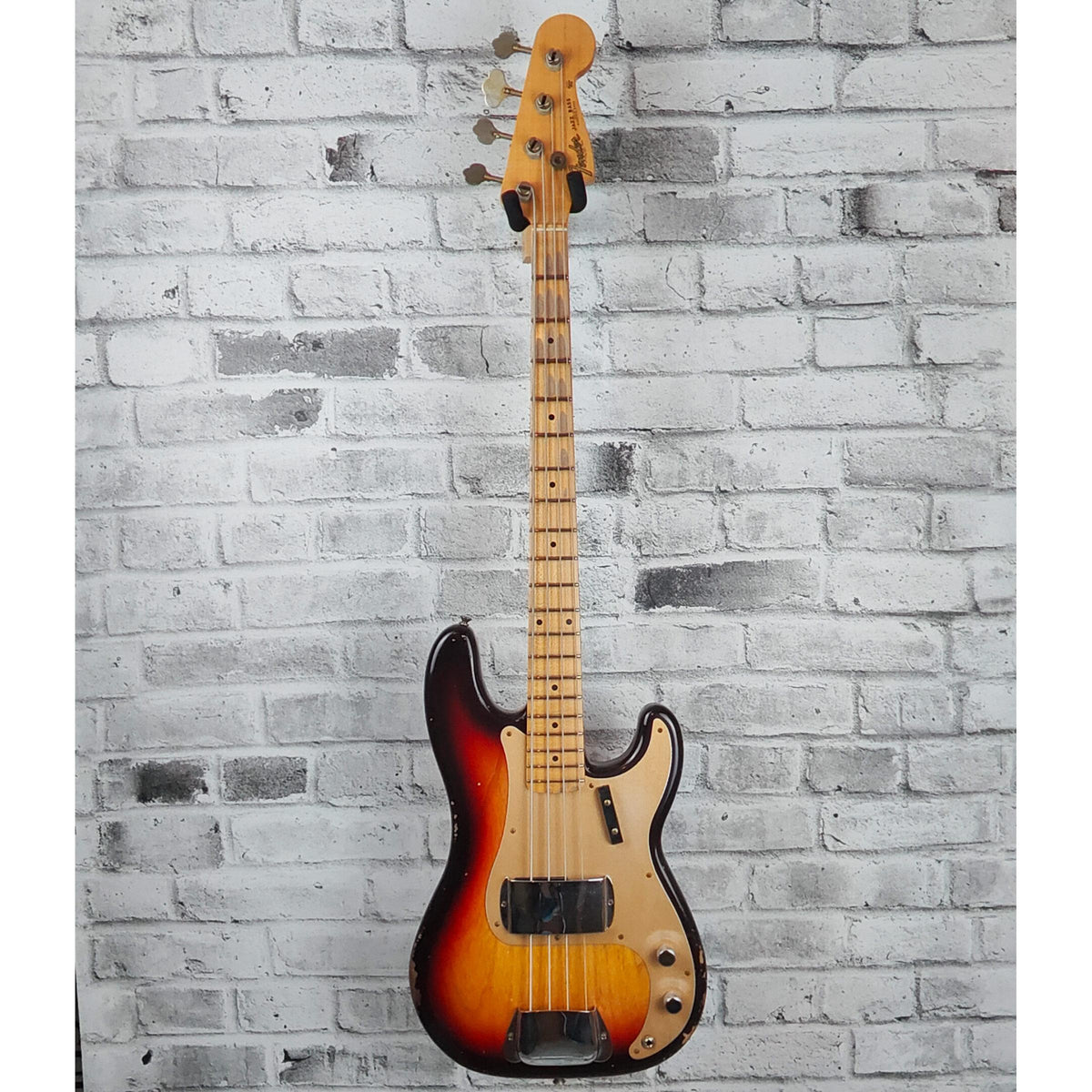Fender Custom Shop Limited Edition P-Jazz Bass Relic, 1-Piece Quartersawn Maple Neck Fingerboard, Chocolate 3-Color Sunburst