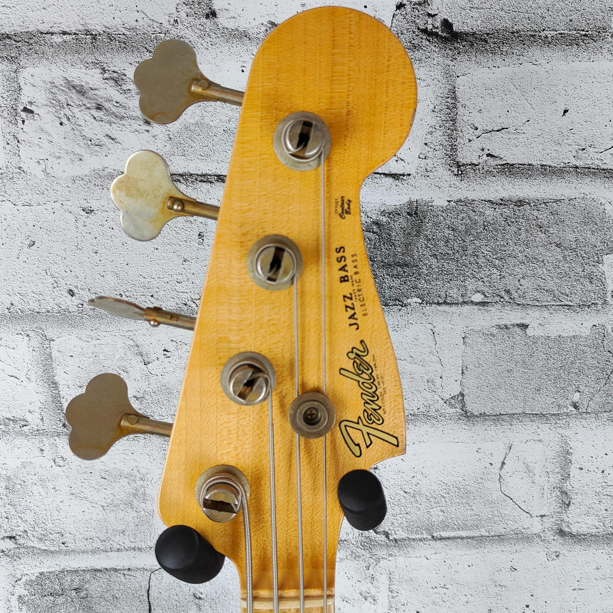 Fender Custom Shop Limited Edition P-Jazz Bass Relic, 1-Piece Quartersawn Maple Neck Fingerboard, Chocolate 3-Color Sunburst