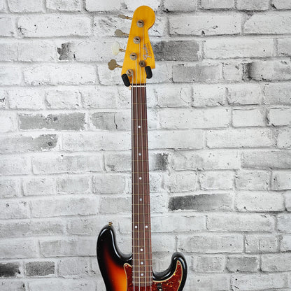Fender Custom Shop 1966 Precision Bass Journeyman Relic, 3A Rosewood Fingerboard, 3-Color Sunburst