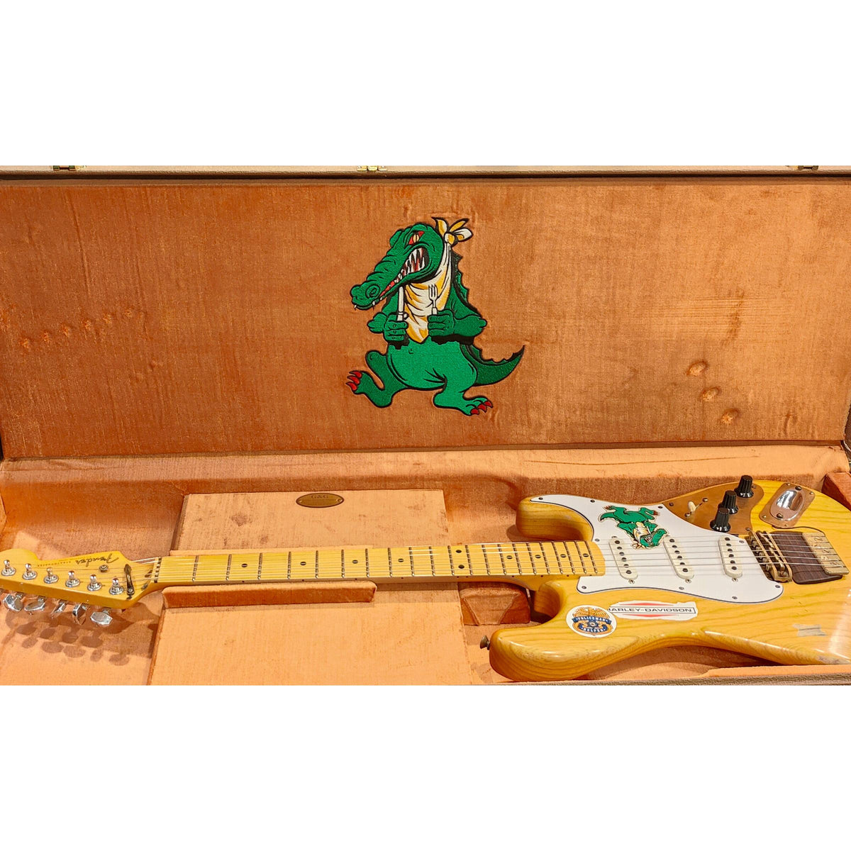 Fender Custom Shop Master Built Jerry Garcia Alligator Strat relic, 1-piece rift sawn maple neck, aged natural