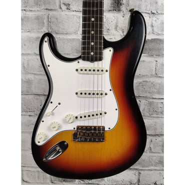 Fender Limited Edition '64 Stratocaster Journeyman Relic, Left Handed, Rosewood Fingerboard - Faded 3-Color Sunburst