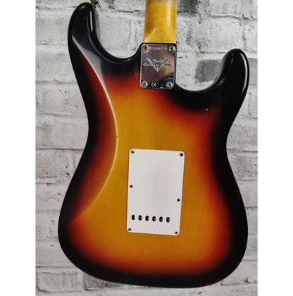 Fender Limited Edition '64 Stratocaster Journeyman Relic, Left Handed, Rosewood Fingerboard - Faded 3-Color Sunburst
