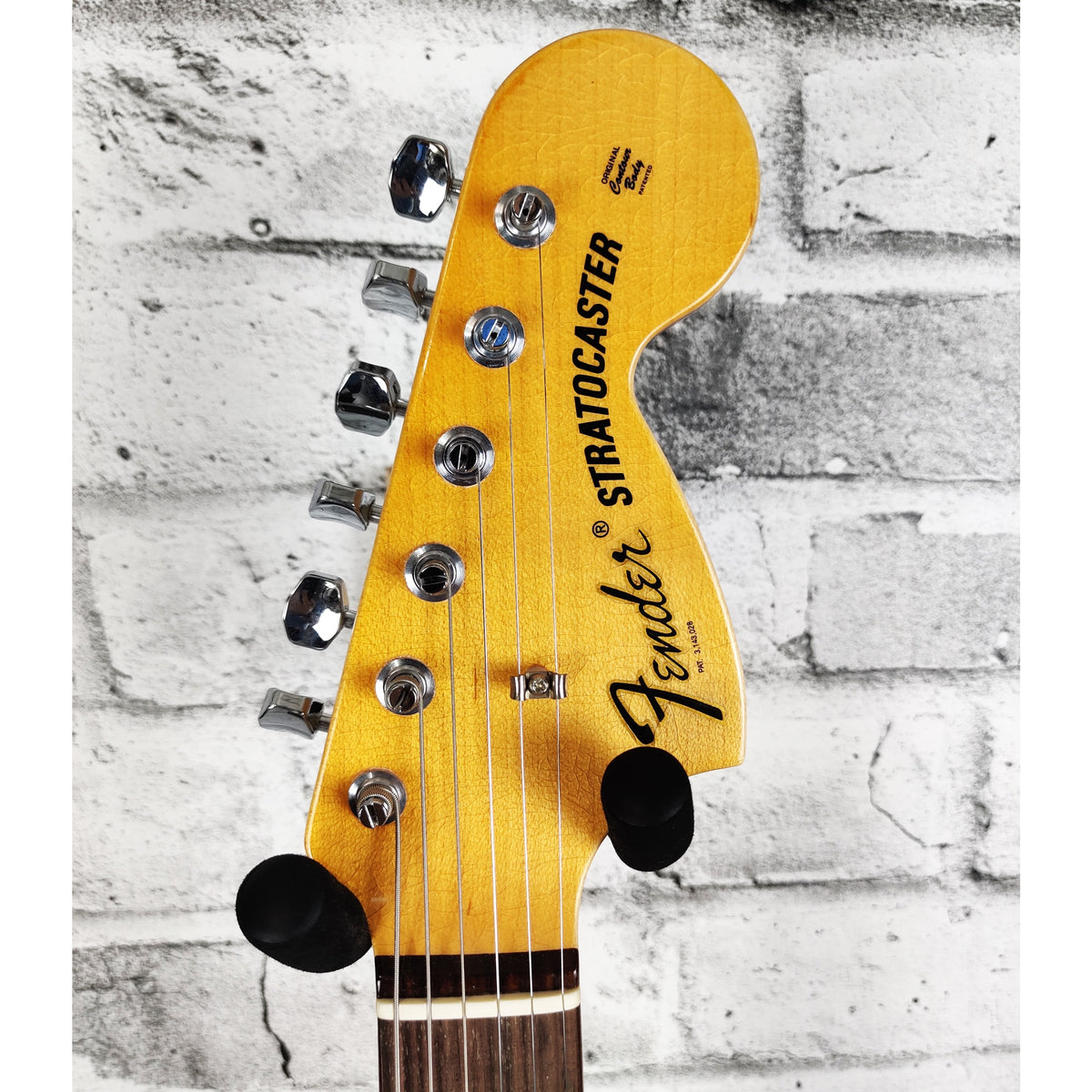 Fender 1970 Stratocaster Journeyman Relic, Rosewood Fingerboard - Faded 3-Color Sunburst