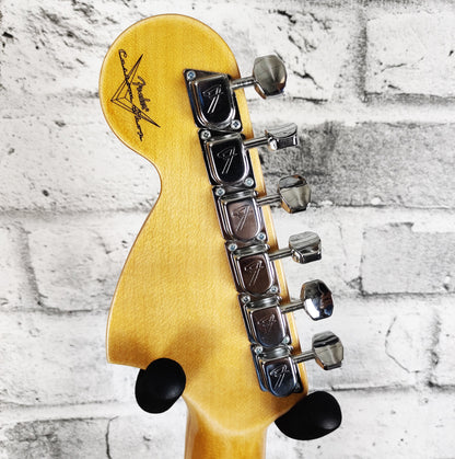 Fender 1970 Stratocaster Journeyman Relic, Rosewood Fingerboard - Faded 3-Color Sunburst