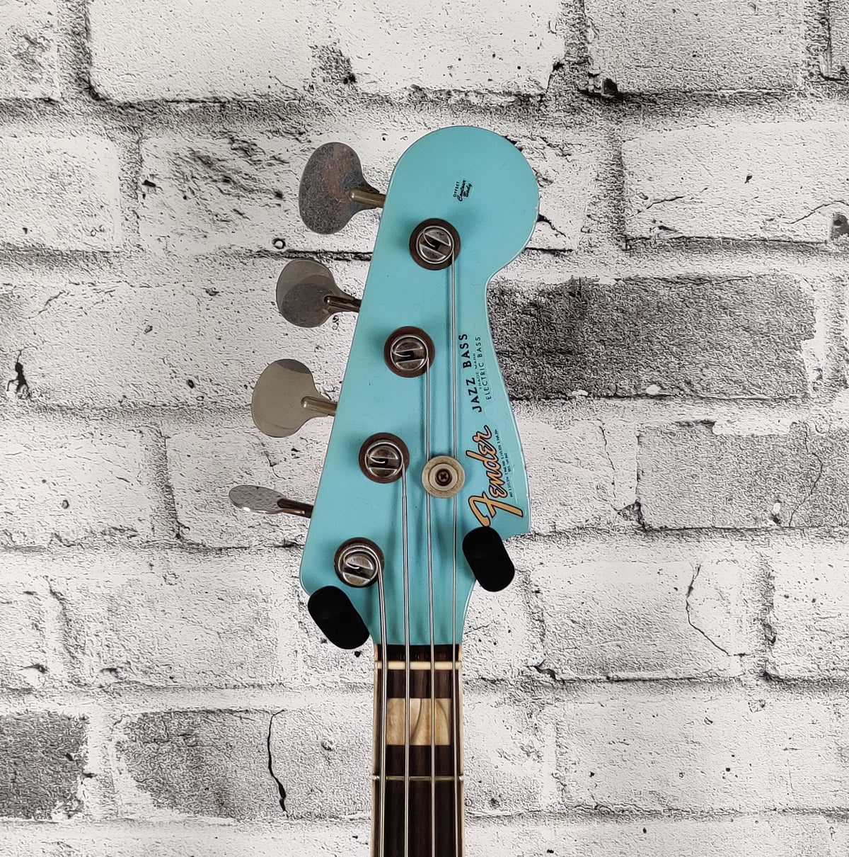Fender Custom Shop 1966 Jazz Bass Journeyman Relic, Round-Laminated Rosewood Fingerboard - Aged Daphne Blue