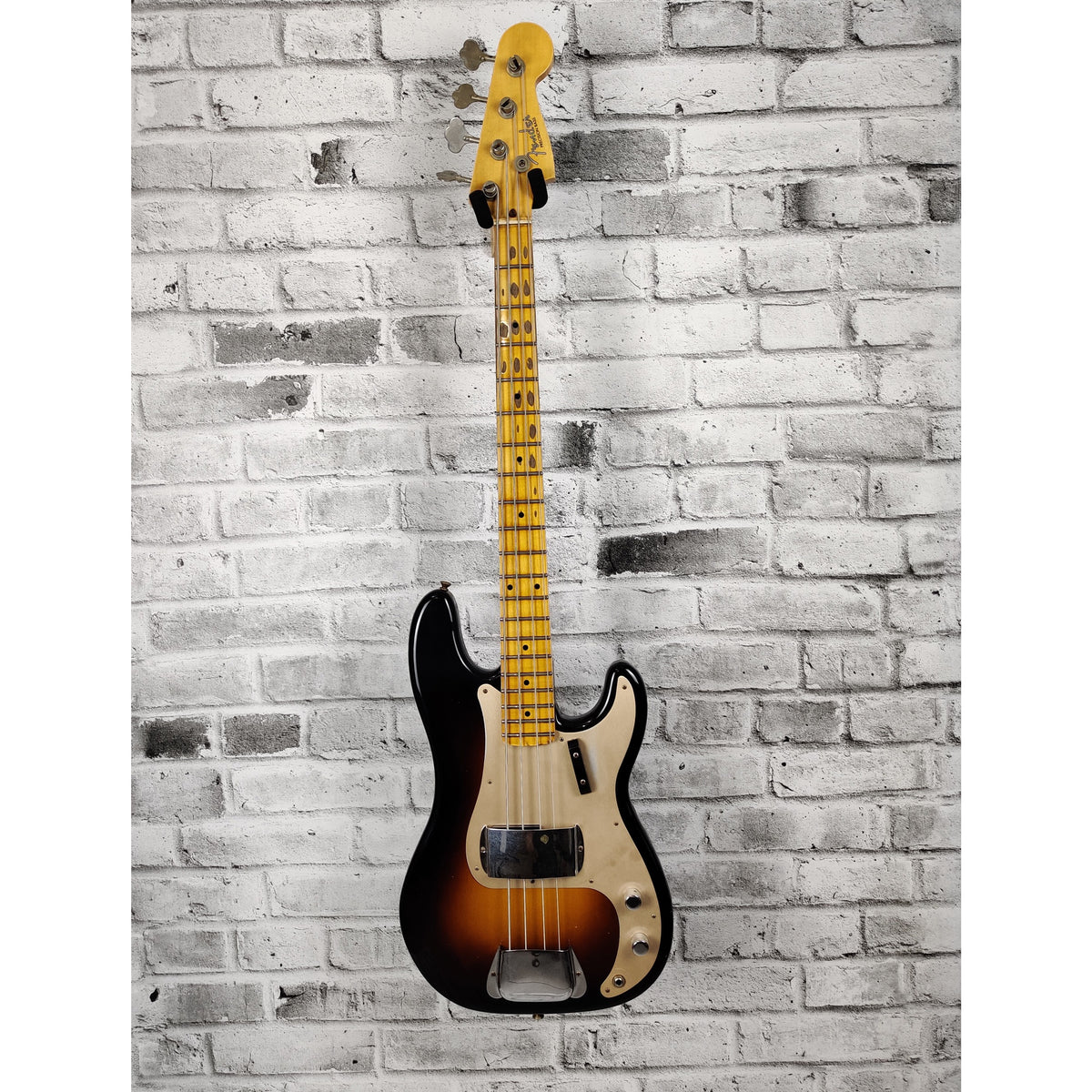 Fender 1957 Precision Bass Journeyman Relic, Maple Fingerboard - Wide-Fade 2-Color Sunburst