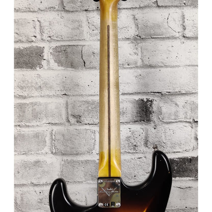 Fender 1956 Stratocaster Relic, Maple Fingerboard, Faded Aged 2-Color Sunburst