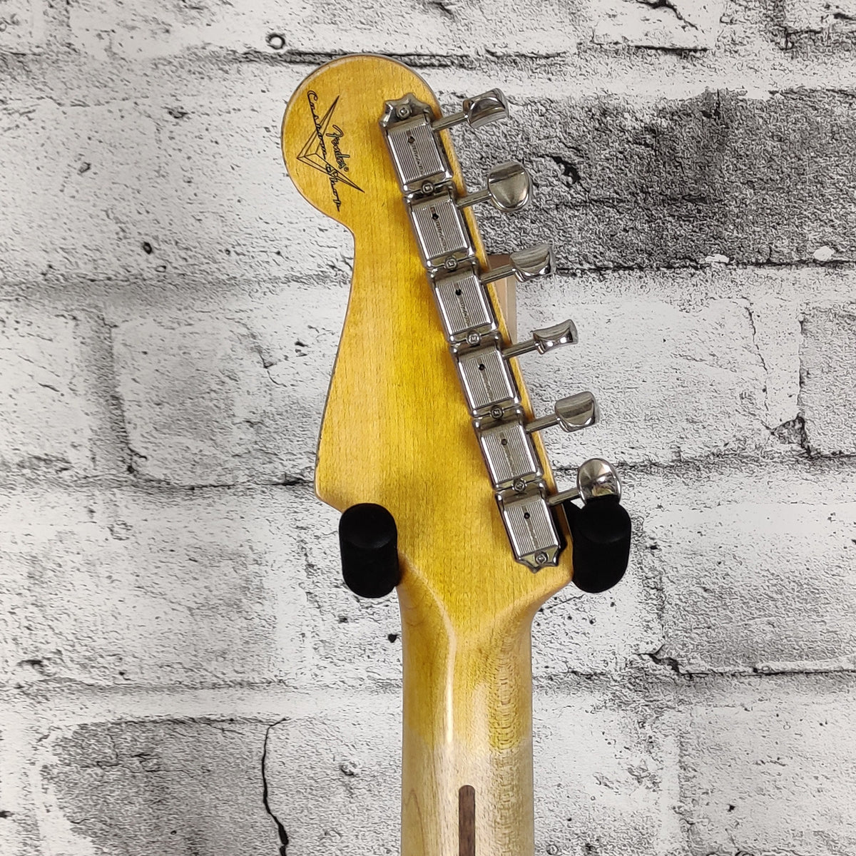 Fender 1956 Stratocaster Relic, Maple Fingerboard, Faded Aged 2-Color Sunburst
