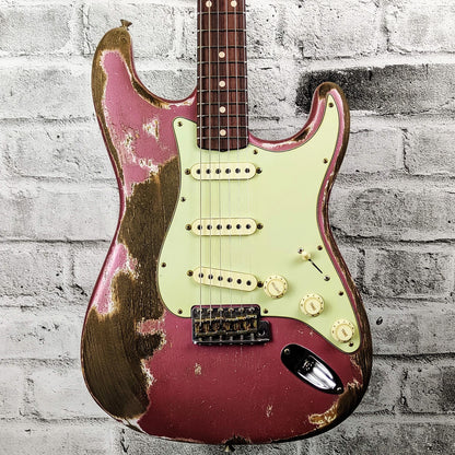 Fender Custom Shop Master-Built Greg Fessler '61 Stratocaster Heavy Relic - Aged Burgundy Mist Metallic