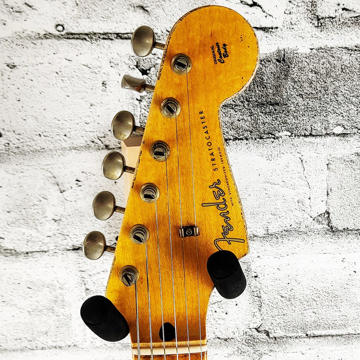 Fender Custom Shop Ltd 56 Stratocaster Heavy Relic – Super Faded Aged Candy Apple Red over 2-Tone Sunburst