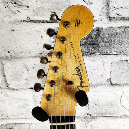 Fender 1961 Stratocaster Heavy Relic, Rosewood Fingerboard – 3-Color Sunburst