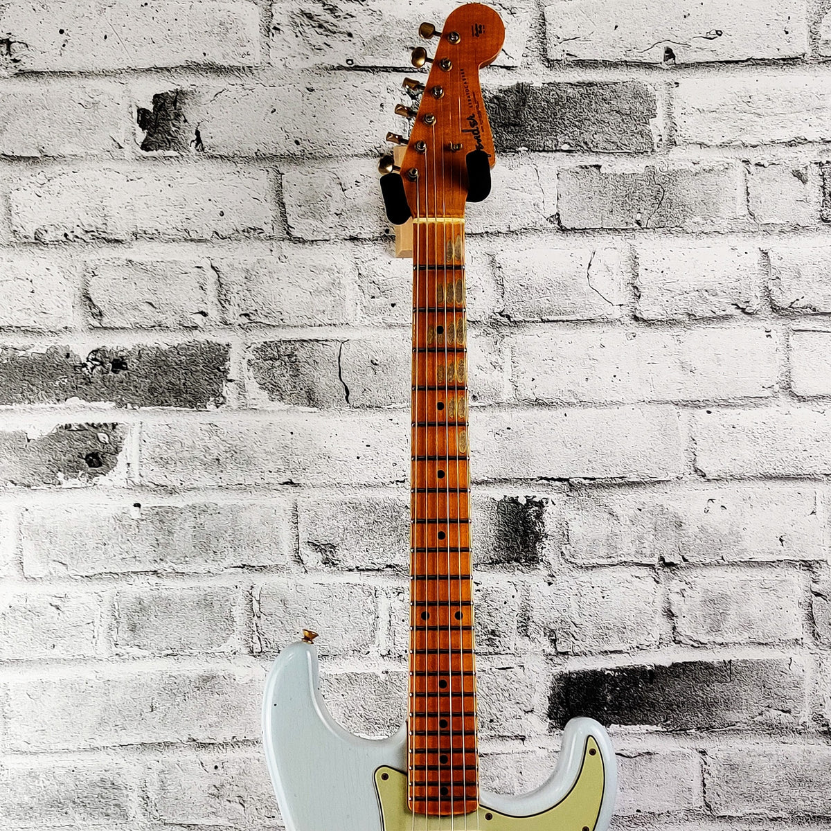 Fender Limited Edition '62 Bone Tone Stratocaster Journeyman Relic, Maple Fingerboard - Super Faded Aged Sonic Blue