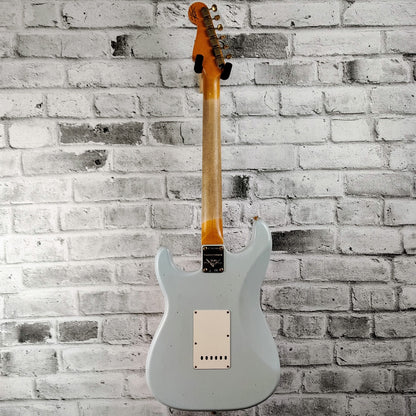 Fender Limited Edition '62 Bone Tone Stratocaster Journeyman Relic, Maple Fingerboard - Super Faded Aged Sonic Blue