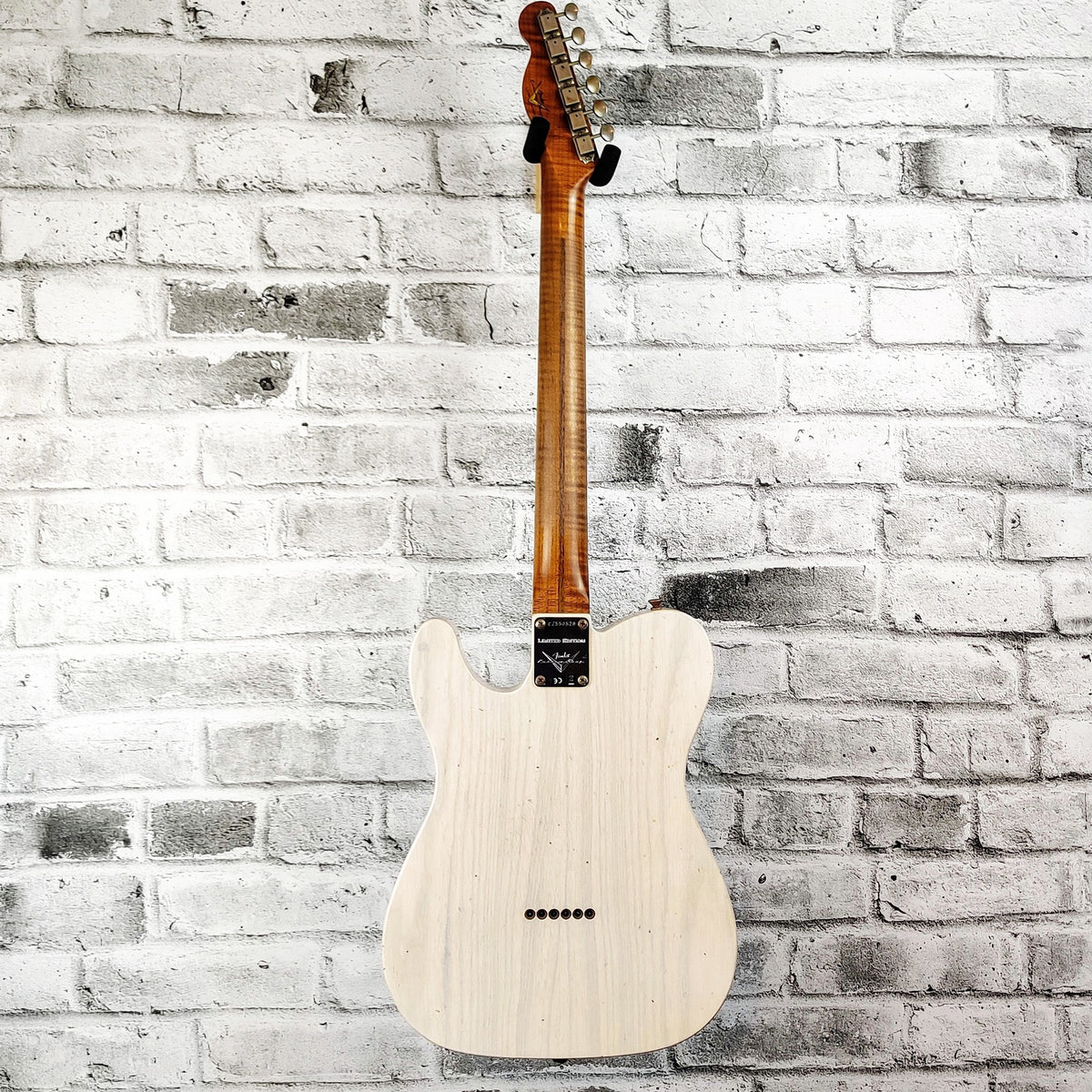 Fender Custom Shop S20 1955 Limited Edition Telecaster Journeyman Relic, Roasted Flame Maple Fingerboard – Aged White Blonde