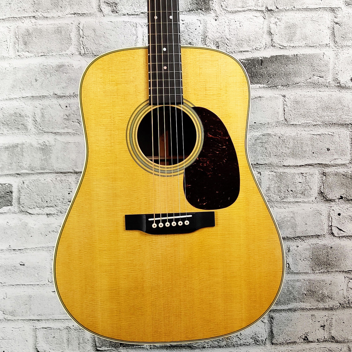 Martin Custom Shop D-28 Style Madagascar Rosewood