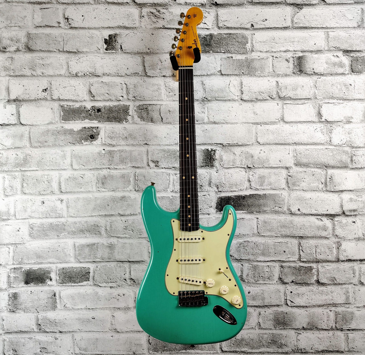 Fender Custom Shop Limited Edition '62/'63 Stratocaster Journeyman Relic, Rosewood Fingerboard - Aged Seafoam Green