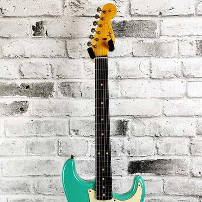 Fender Custom Shop Limited Edition '62/'63 Stratocaster Journeyman Relic, Rosewood Fingerboard - Aged Seafoam Green