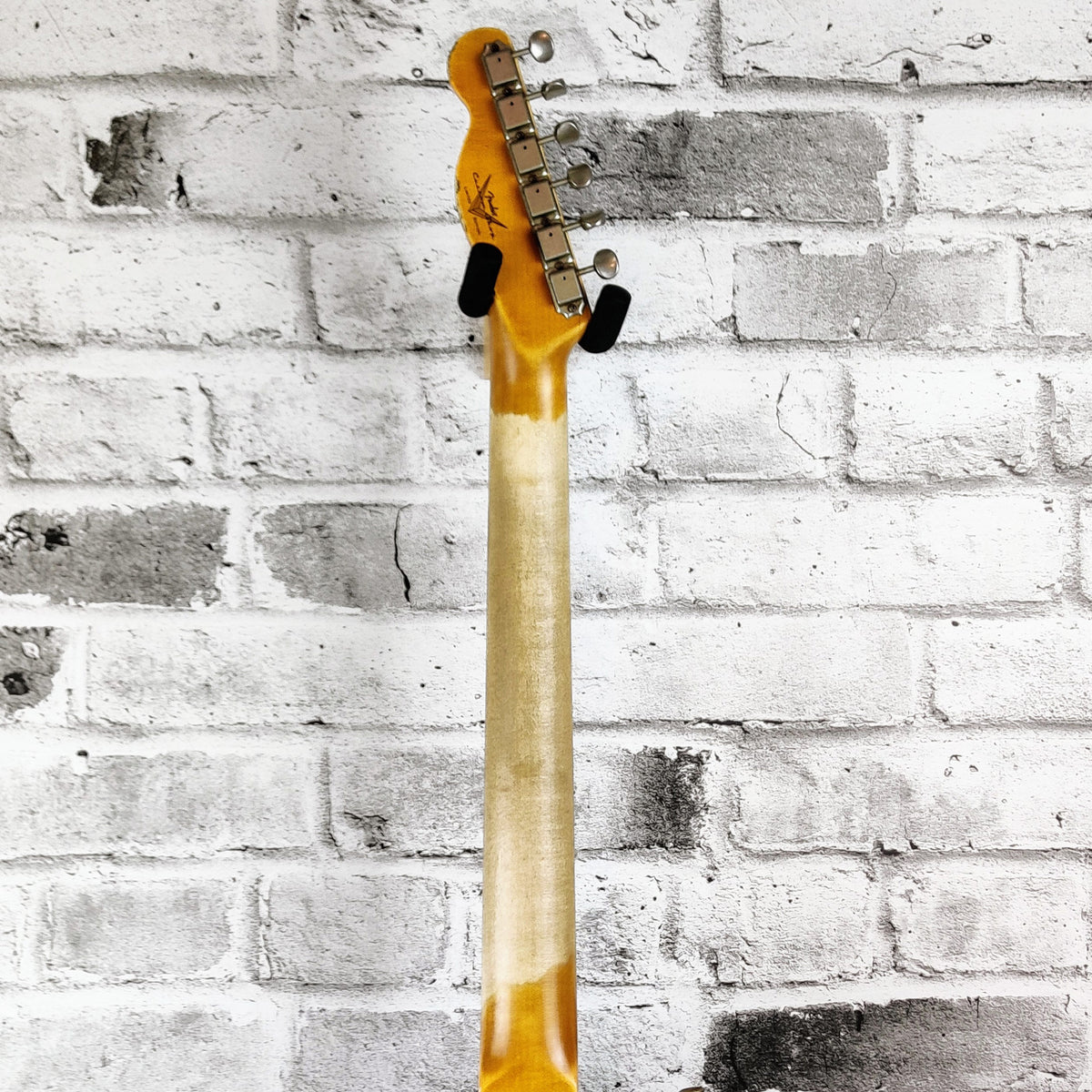 Fender Limited Edition Cunife Tele Custom Heavy Relic, Rosewood Fingerboard – Aged Black over 3-Color Sunburst
