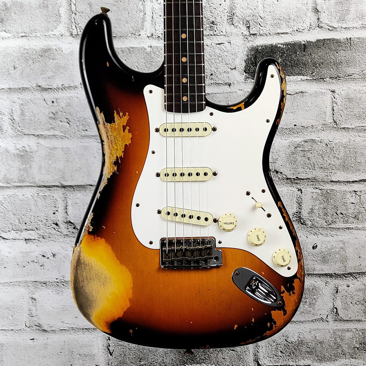 Fender Custom Shop 1959 Stratocaster Heavy Relic, Rosewood Fingerboard - Faded Aged Chocolate 3-Color Sunburst