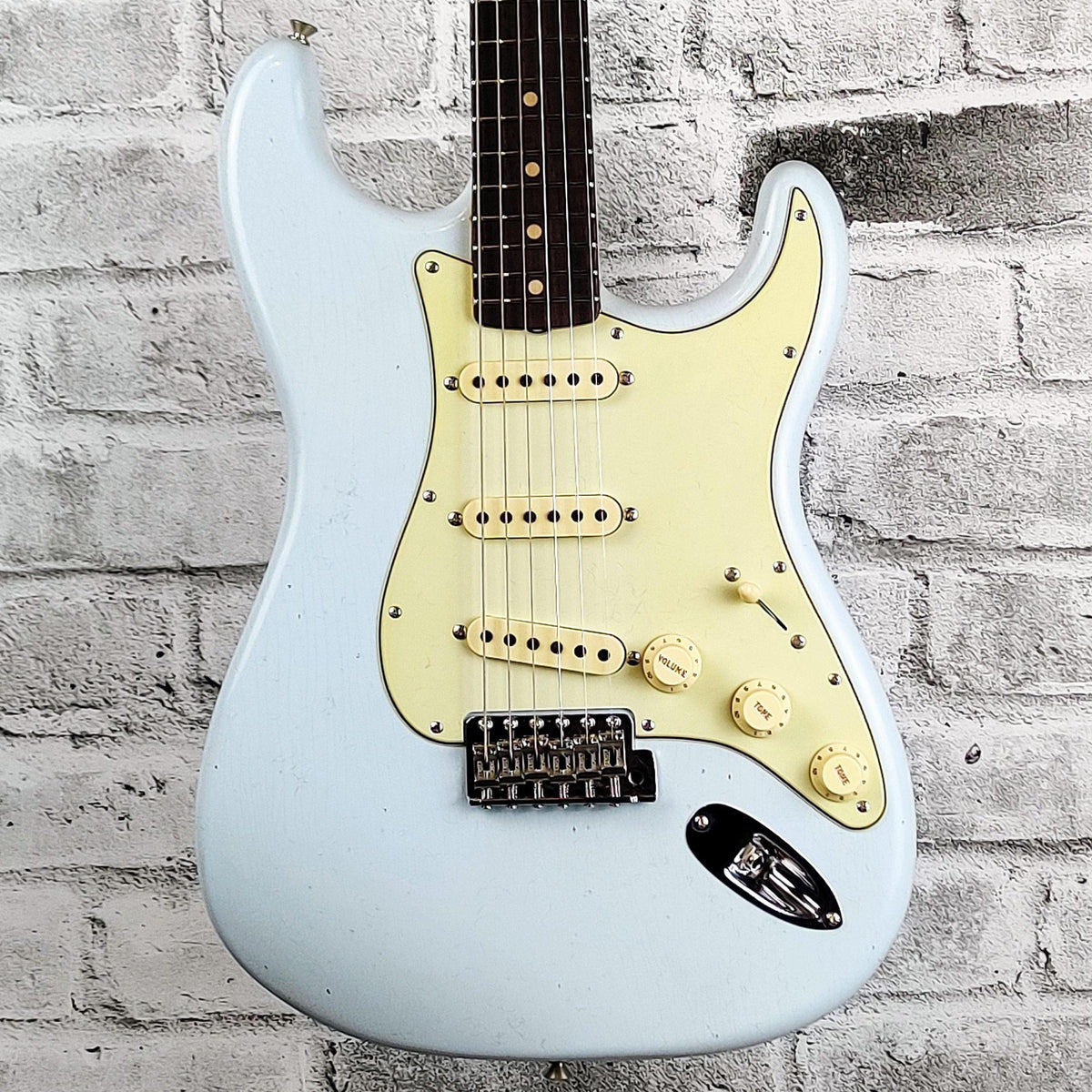 Fender Custom Shop 1963 Stratocaster Journeyman Relic with Closet Classic Hardware, Rosewood Fingerboard - Super Faded Aged Sonic Blue