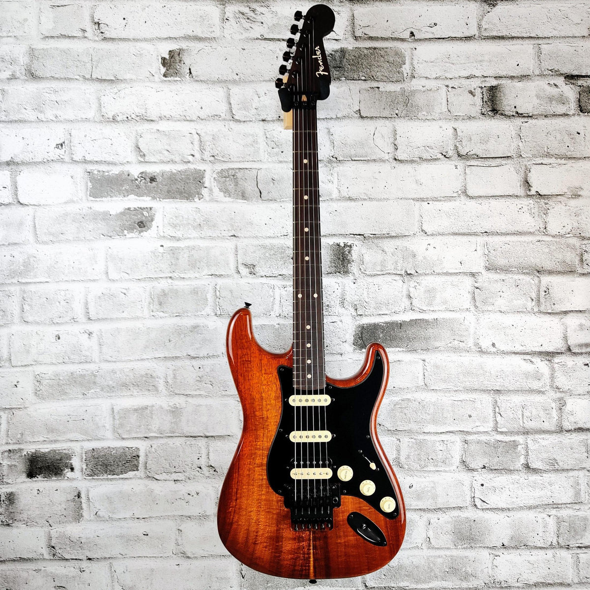 Fender Custom Shop Limited Edition Curly Koa Master Built, Ron Thorn Stratocaster, Rosewood Neck - Light Tobacco Sunburst