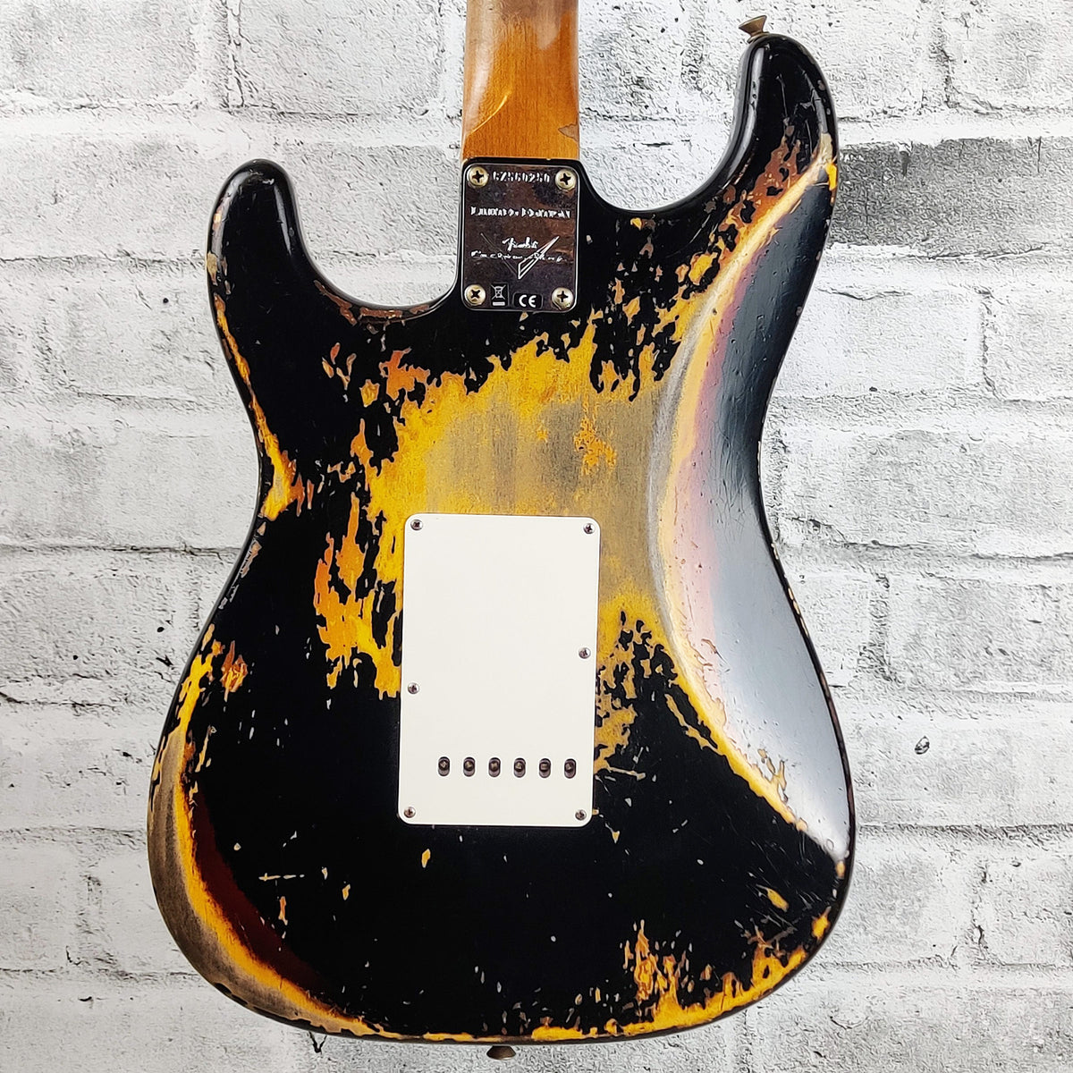 Fender Custom Shop Limited Edition 60/63 Stratocaster Electric Guitar Heavy Relic - Aged Black over 3-Tone Sunburst