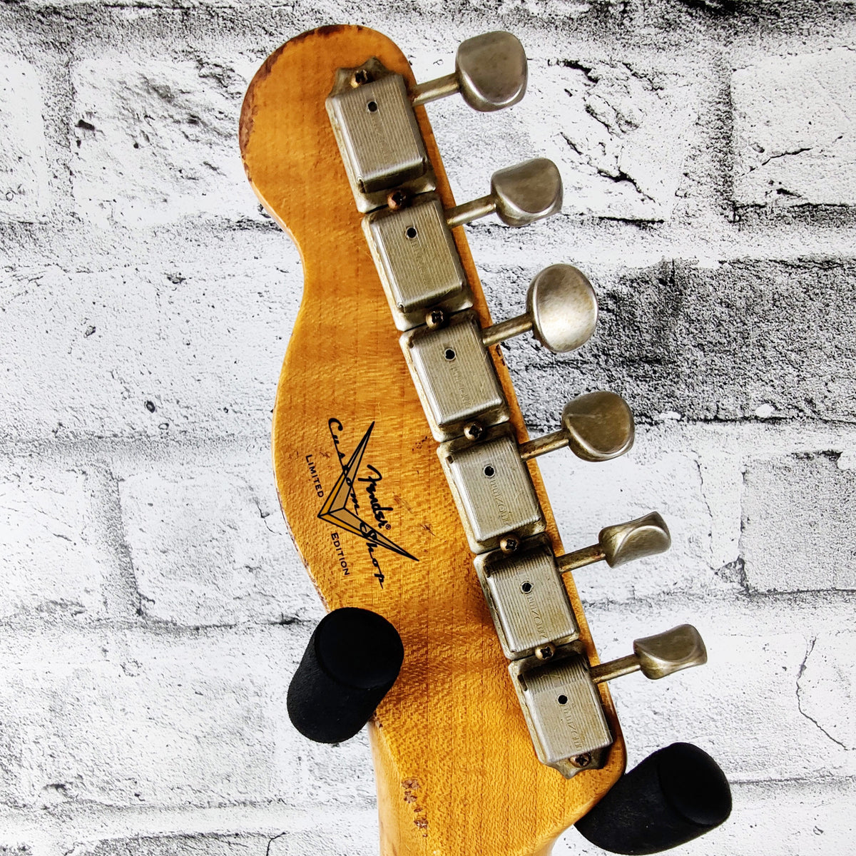 Fender Custom Shop 1960 Telecaster Custom Heavy Relic, Aged Olympic White over 3 Colour Sunburst
