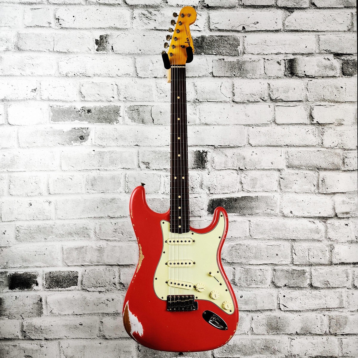 Fender Custom Shop Limited Edition '63 Stratocaster Heavy Relic, Rosewood Fingerboard, Aged Fiesta Red