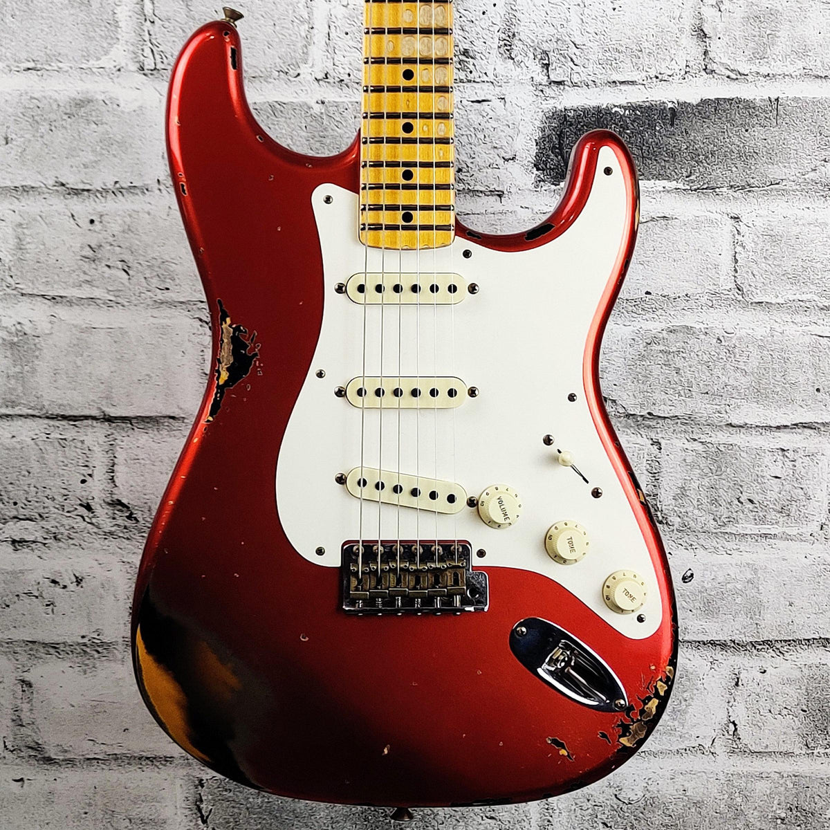Fender Custom Shop Ltd 56 Stratocaster Heavy Relic – Super Faded Aged Candy Apple Red over 2-Tone Sunburst