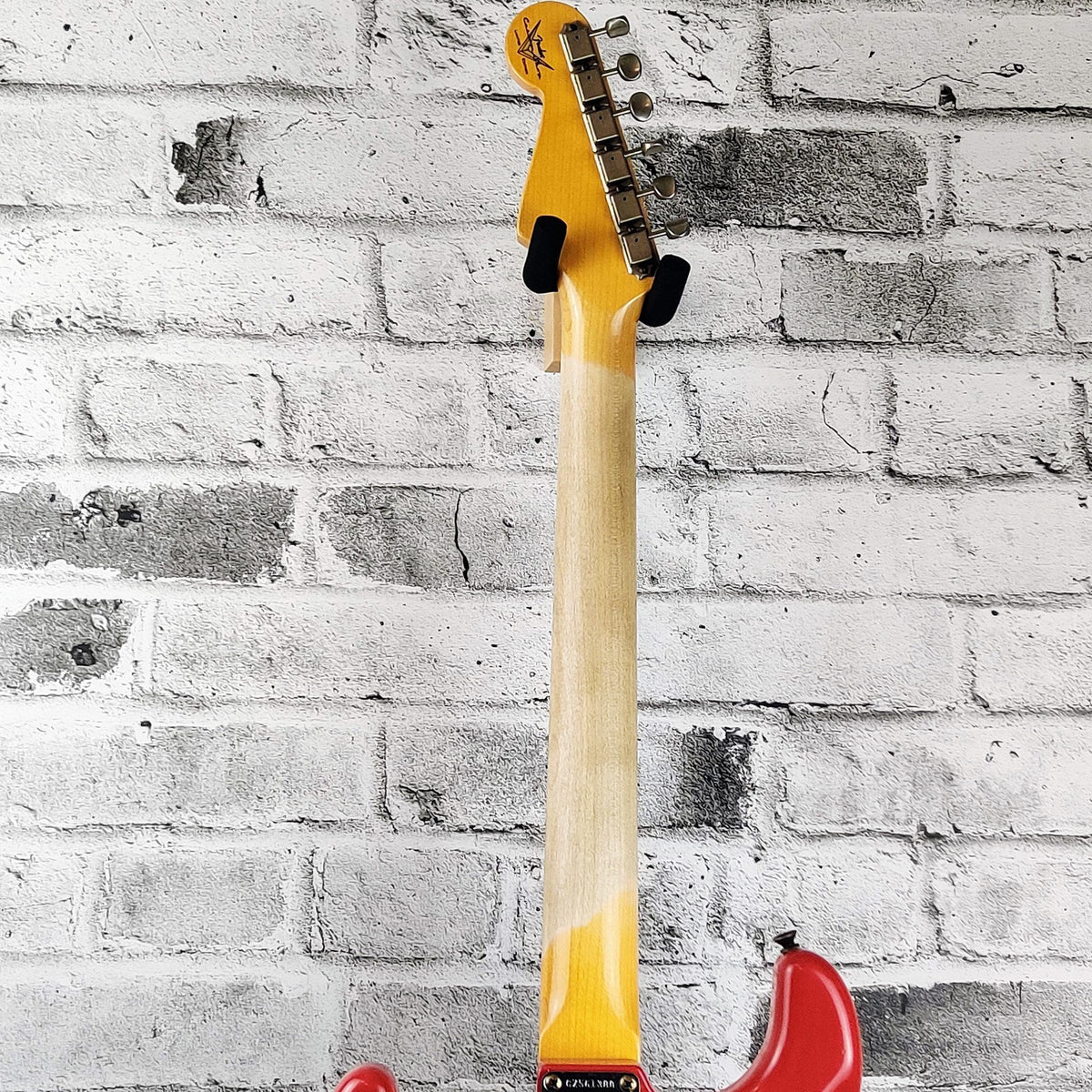 Fender Custom Shop Limited Edition ’62/’63 Stratocaster Journeyman Relic, Rosewood Fingerboard – Aged Fiesta Red