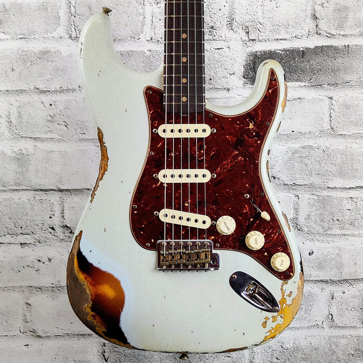 Fender Custom Shop Limited Edition '61 Stratocaster, Heavy Relic, Aged Sonic Blue Over 3-Colour Sunburst