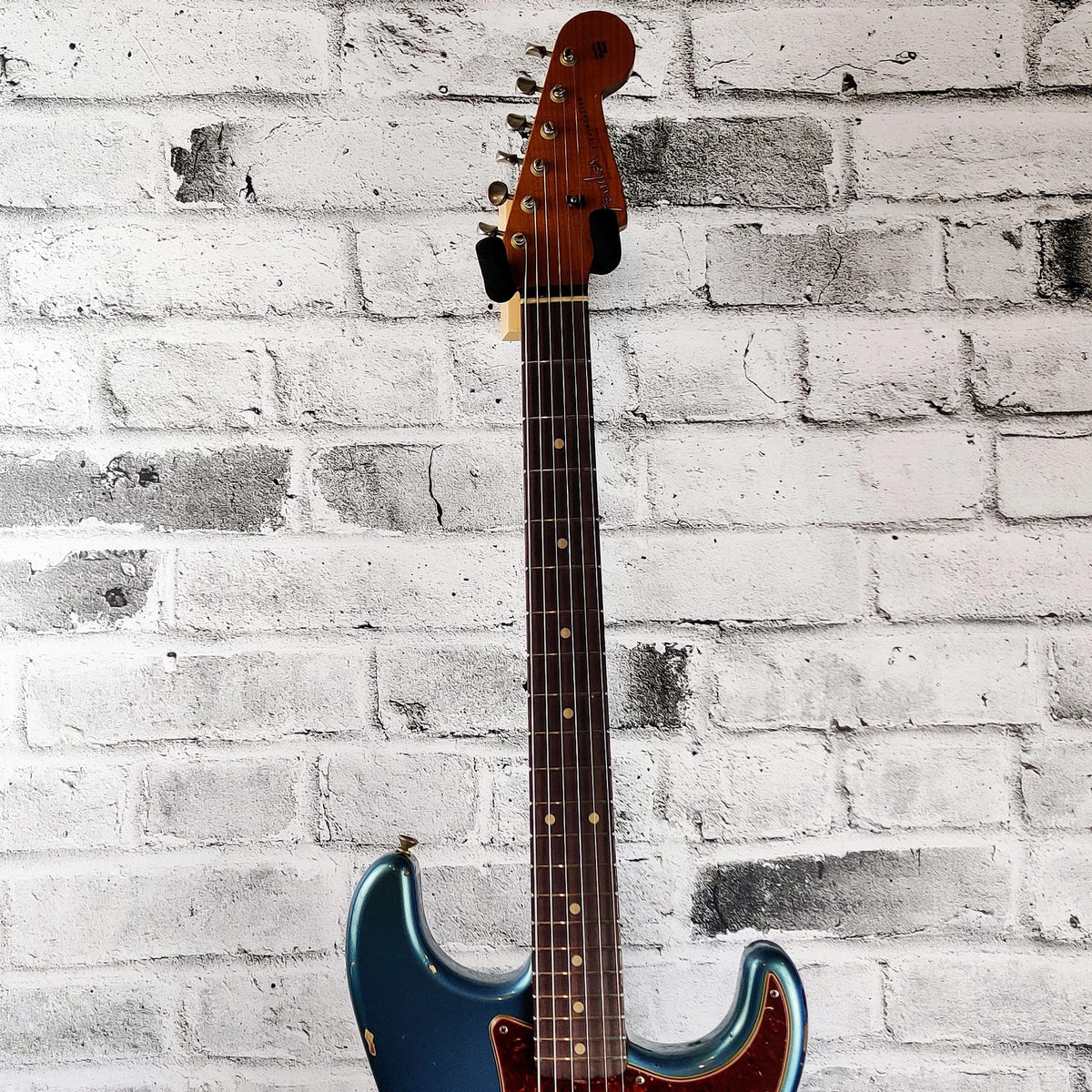 Fender Custom Shop Limited Edition '61 Stratocaster, Heavy Relic, Aged Lake Placid Blue Over 3-Colour Sunburst