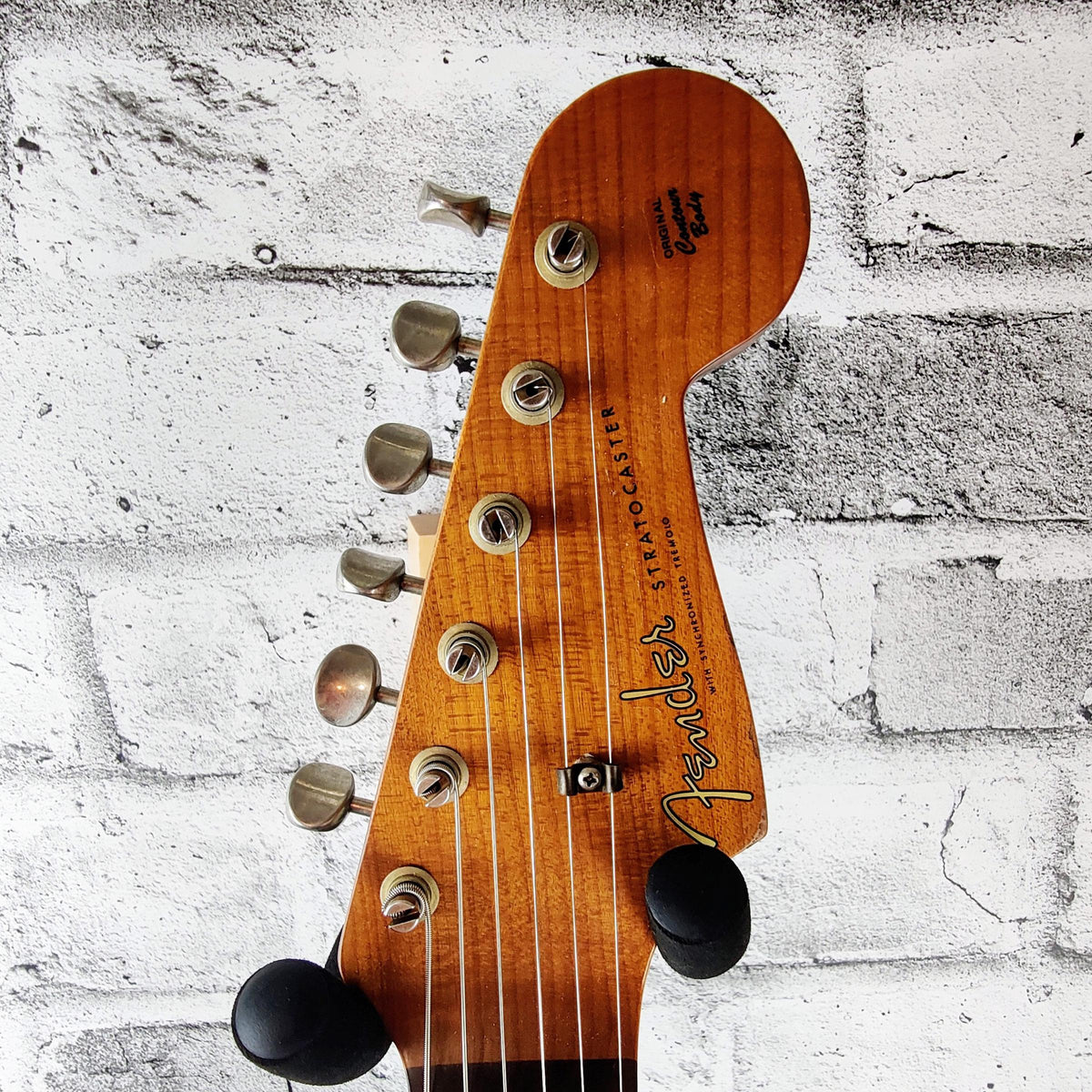 Fender Custom Shop Limited Edition '61 Stratocaster, Heavy Relic, Aged Lake Placid Blue Over 3-Colour Sunburst