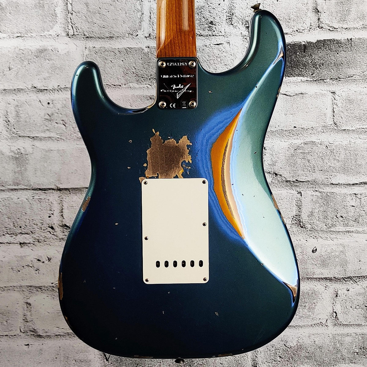 Fender Custom Shop Limited Edition '61 Stratocaster, Heavy Relic, Aged Lake Placid Blue Over 3-Colour Sunburst