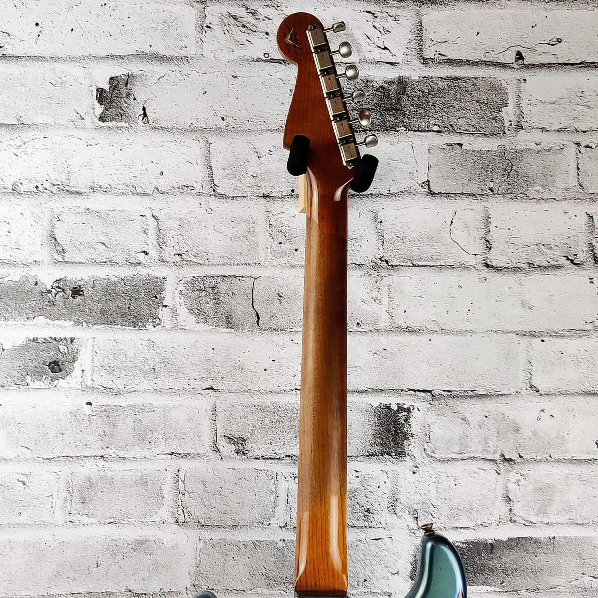 Fender Custom Shop Limited Edition '61 Stratocaster, Heavy Relic, Aged Lake Placid Blue Over 3-Colour Sunburst